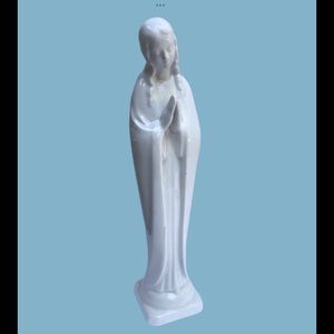 Praying Virgin Mary / Madonna White Porcelain 9” Elegant Slender Vintage Statue